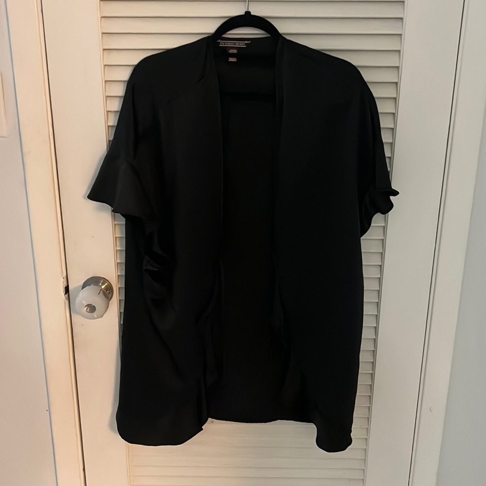 Love Victoria Secret silky robe